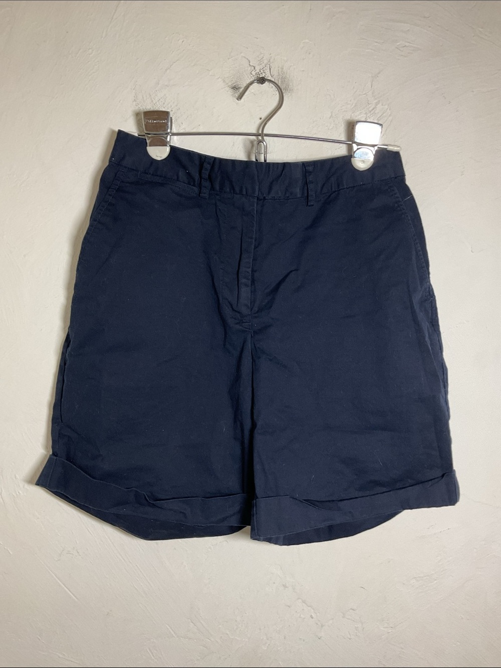 Hunt Club Navy Blue Flat Front Cuffed Chino Shorts Size 4 Stretch Cotton